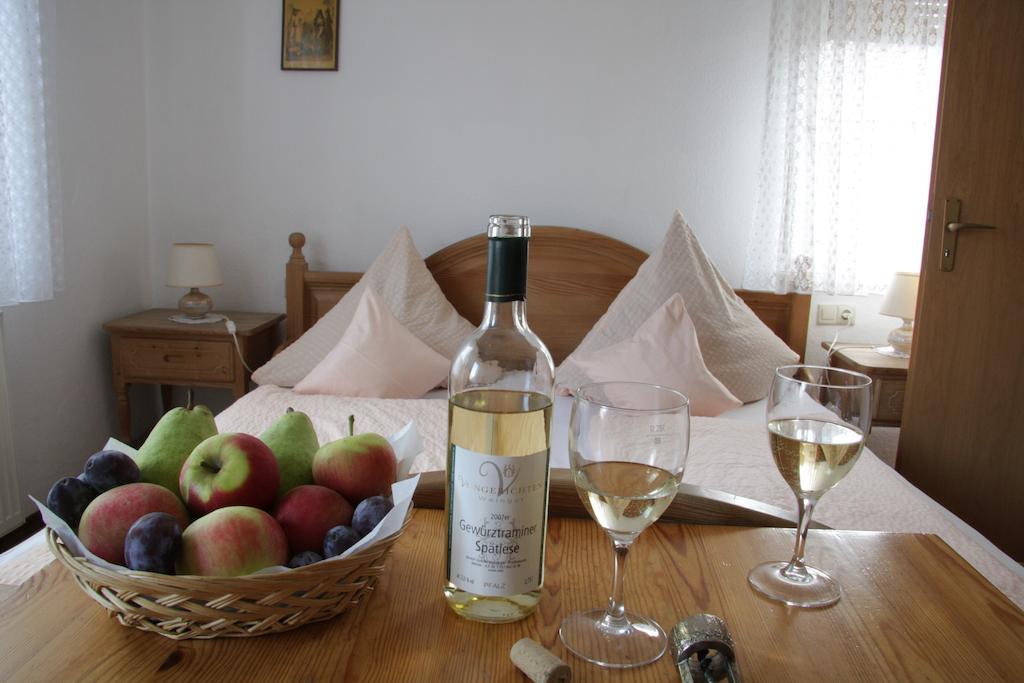 Weingut Und Gaestehaus Vongerichten Oberhausen  Cameră foto